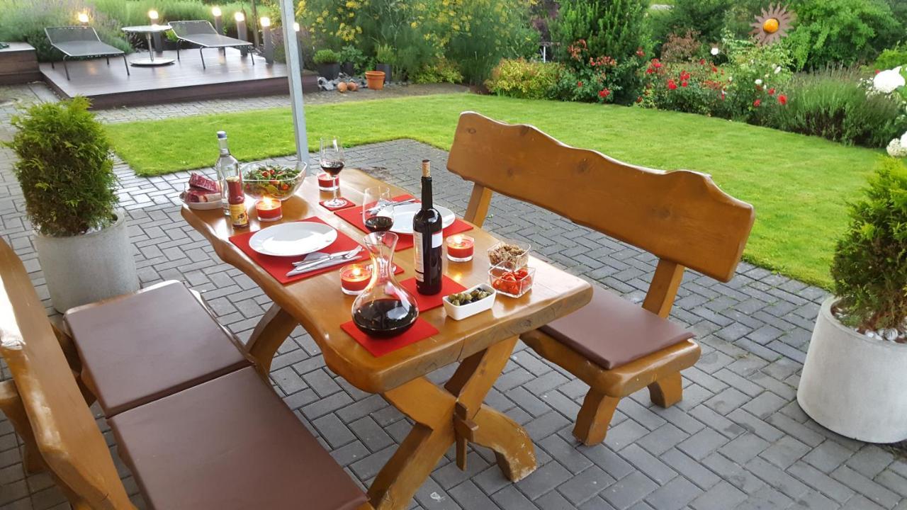 Ferienwohnung Guese เดทโมลด์ ภายนอก รูปภาพ